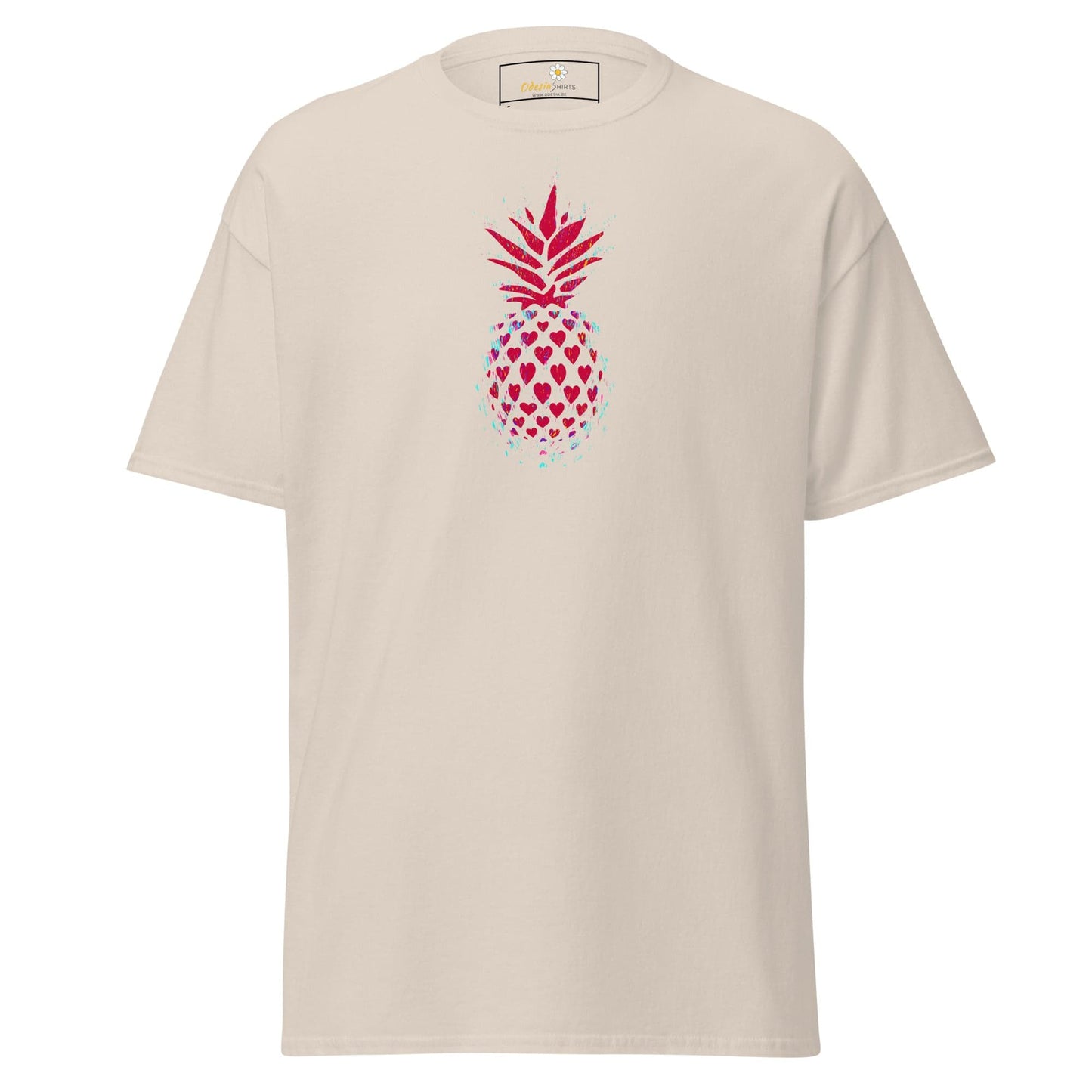 Beige T-shirt with heart-patterned pineapple design for men and women in sizes S to XL